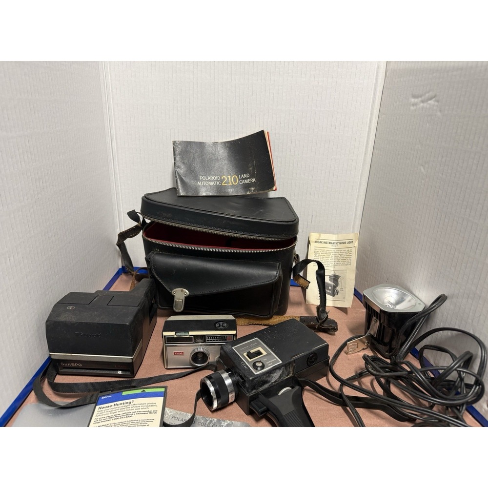 Vintage Camera Lot Polaroid Sun 600 LMS Kodak Instamatic Zoom 8 + Case Untested